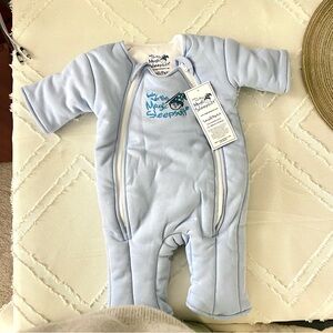 merlins magic sleep suit size small/petit 3-6 months
